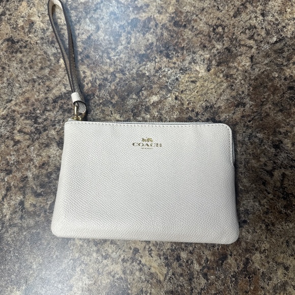Coach Wallet - Picture 1 of 2